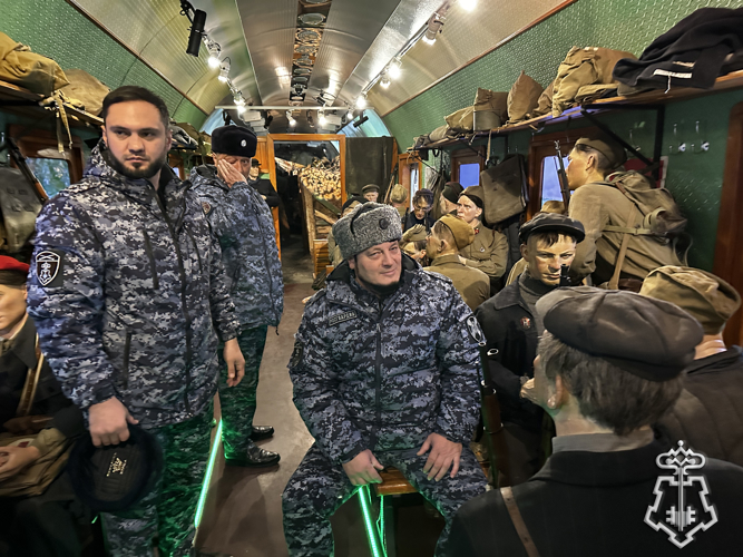  Росгвардейцы Ингушетии посетили «Поезд Победы»