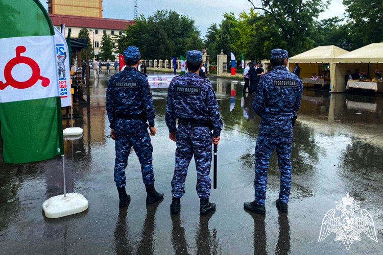 Сотрудники вневедомственной охраны  обеспечили правопорядок в период празднования Дня России в Ингушетии